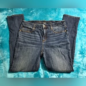 Women's SO Slimming Girlfriend Jeans Size 10R